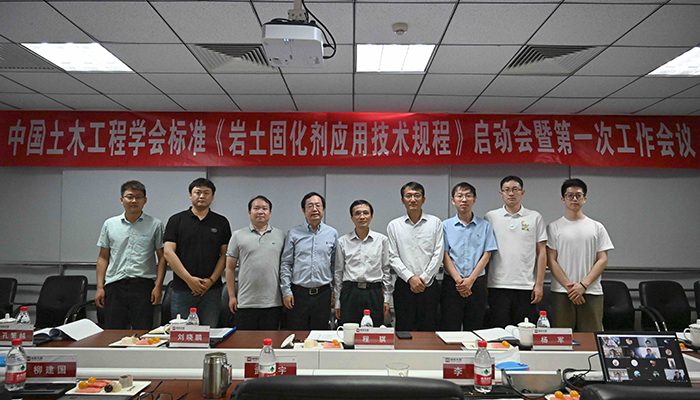 ������ľ����ѧ���׼ �������̻���Ӧ�����չ�̡������齨���ߵ�һ������ۻ�˳���ٿ�